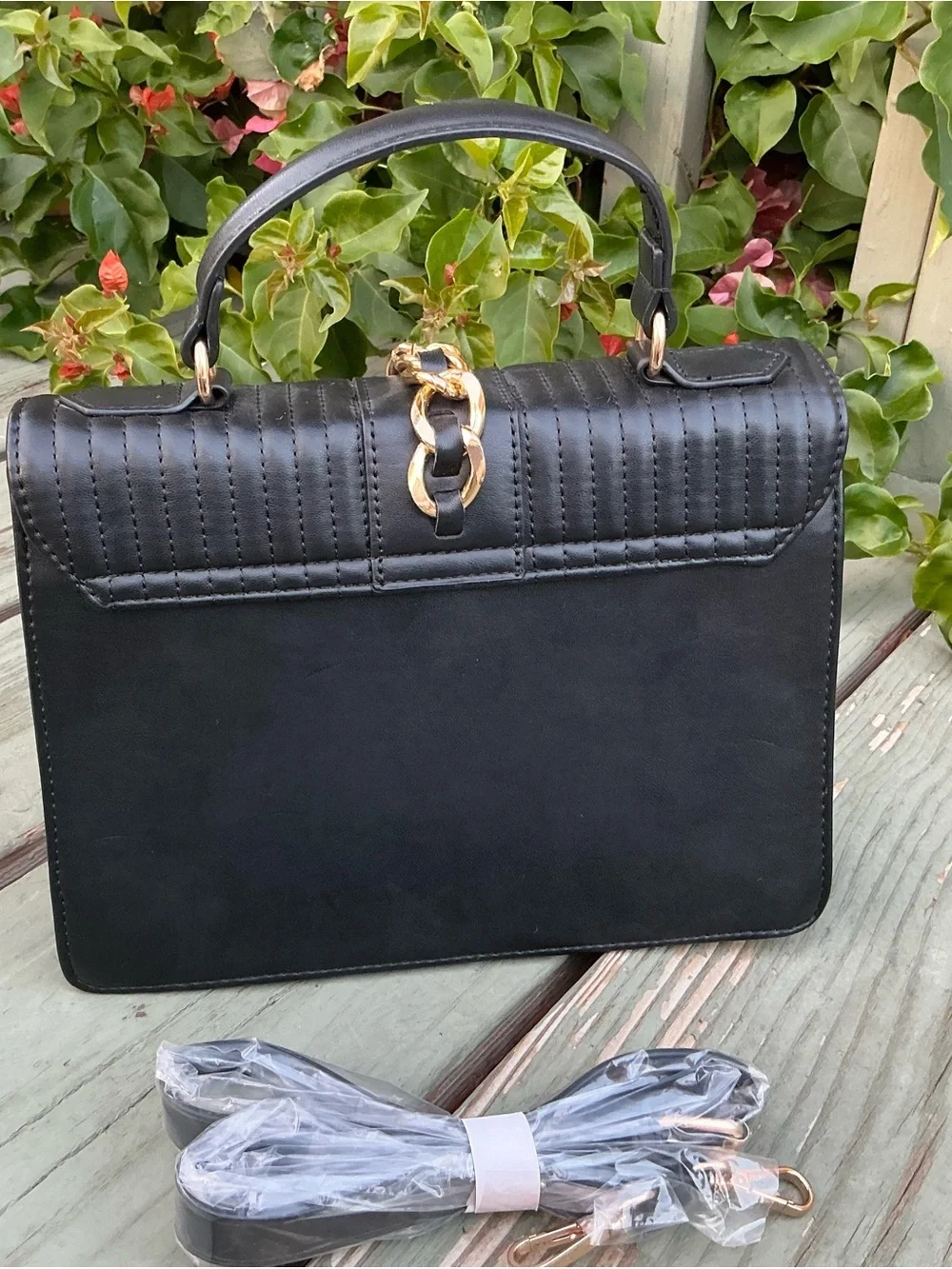Badgley Mischka Handbag/Purse Soft Black Leather Diamond Quilted Flap Black/Gold